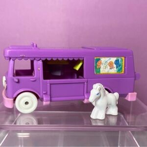 Vintage Polly Pocket Stable on the Go